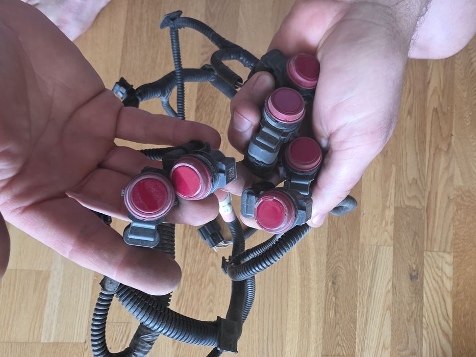 Проводка заднего бампера с партрониками TESLA Model S