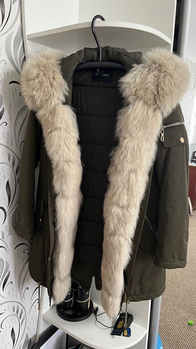 Парка з натуральним хутром