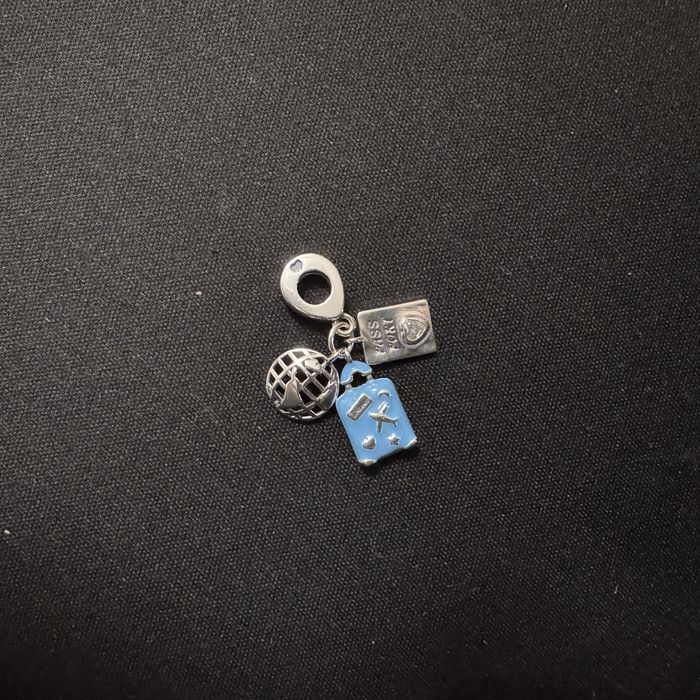 Pingente de passaporte para pulseira da pandora