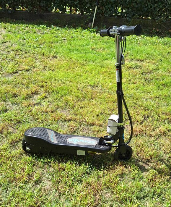 Hulajnoga elektryczna dla dziecka