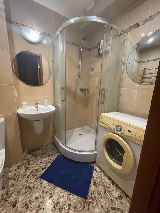 Однокомнатная от хозяина!Метро 3 мин!!!Без комисии.