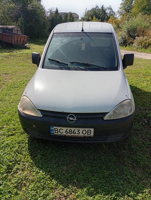 Опель комбо автоматична