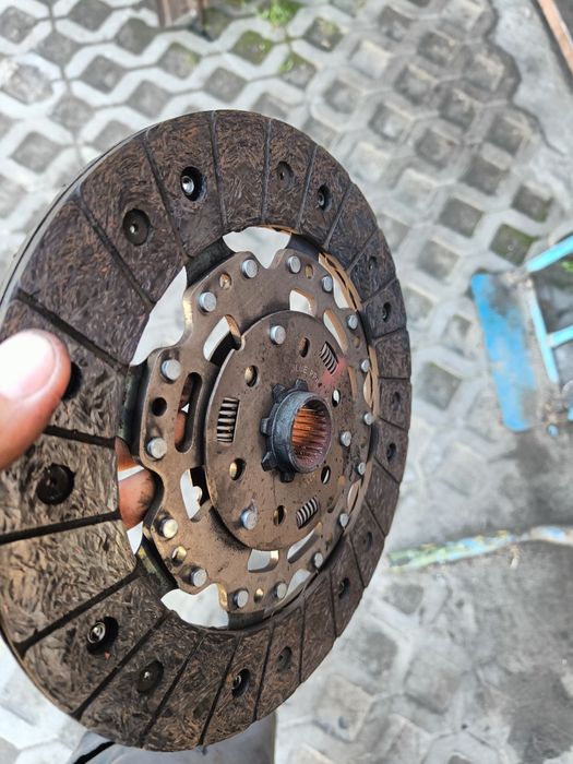 Kompletne sprzęgło VW Audi Skoda CFG 2.0tdi Dwumas Docisk Tarcza Wysył