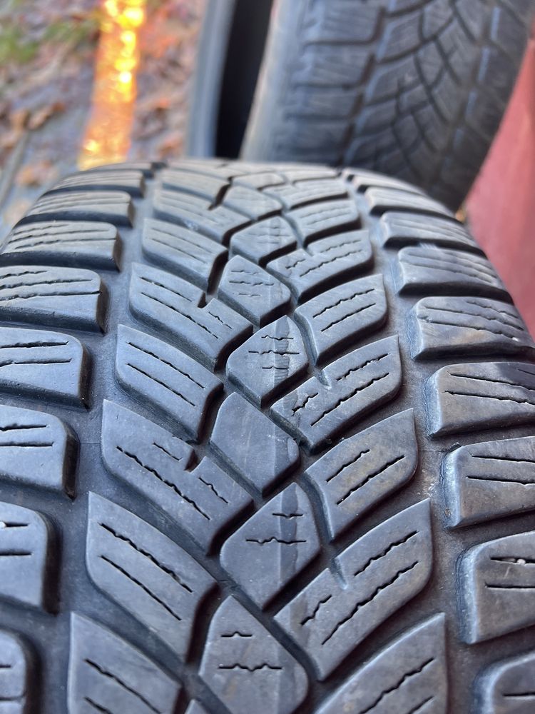 Продам резину 205/55 r16