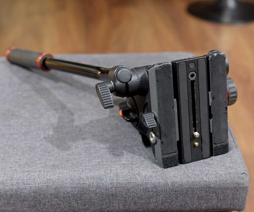 Cabeça de tripé Manfrotto-MVH502AH - Em excelente condição