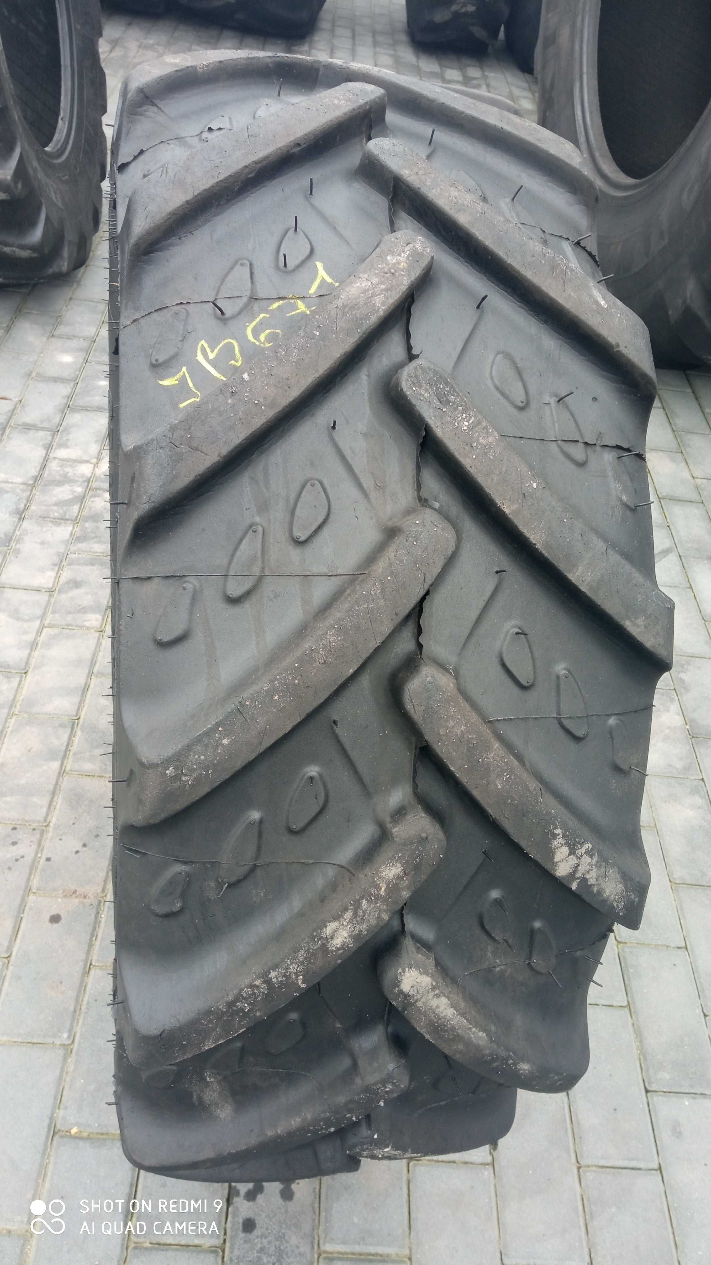 360/70R20 KLEBER Fitker JB671