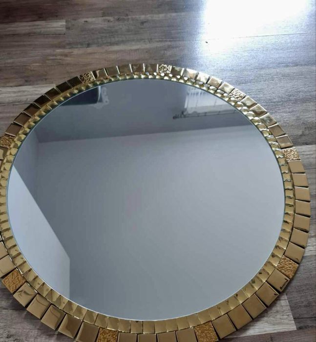 Złote okrągłe lustro ręcznie wykonane 50 cm