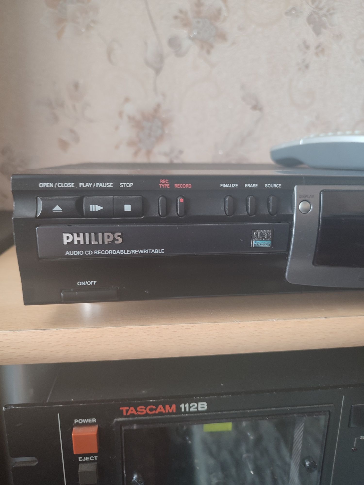 Сиди рекордер philips СDR770.