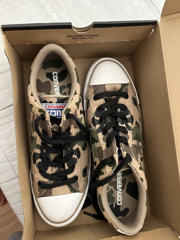 Tenis Converse All Star camuflados ( muito pouco usados)