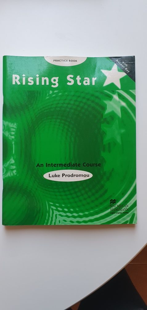 Podrecznik angielski + zeszyt ćwiczeń -  Rising Star Intermediate Engl