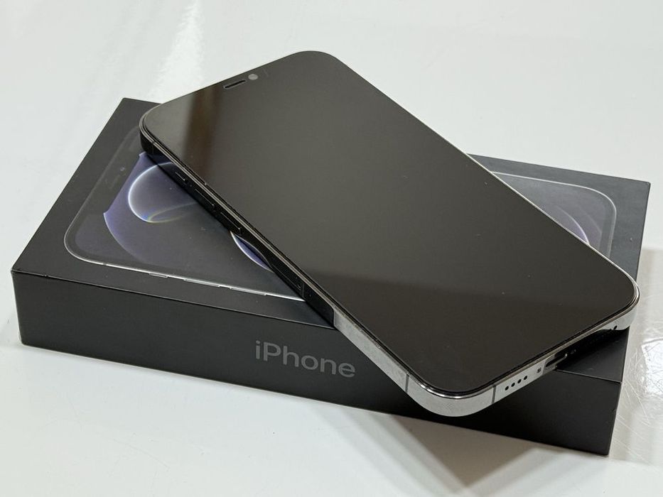 Iphone 12 pro max 256gb. Ідеальний стан нова батарейка!