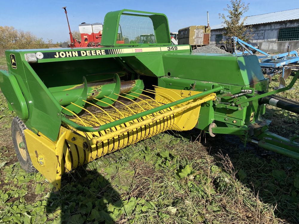 Прес John Deere 349