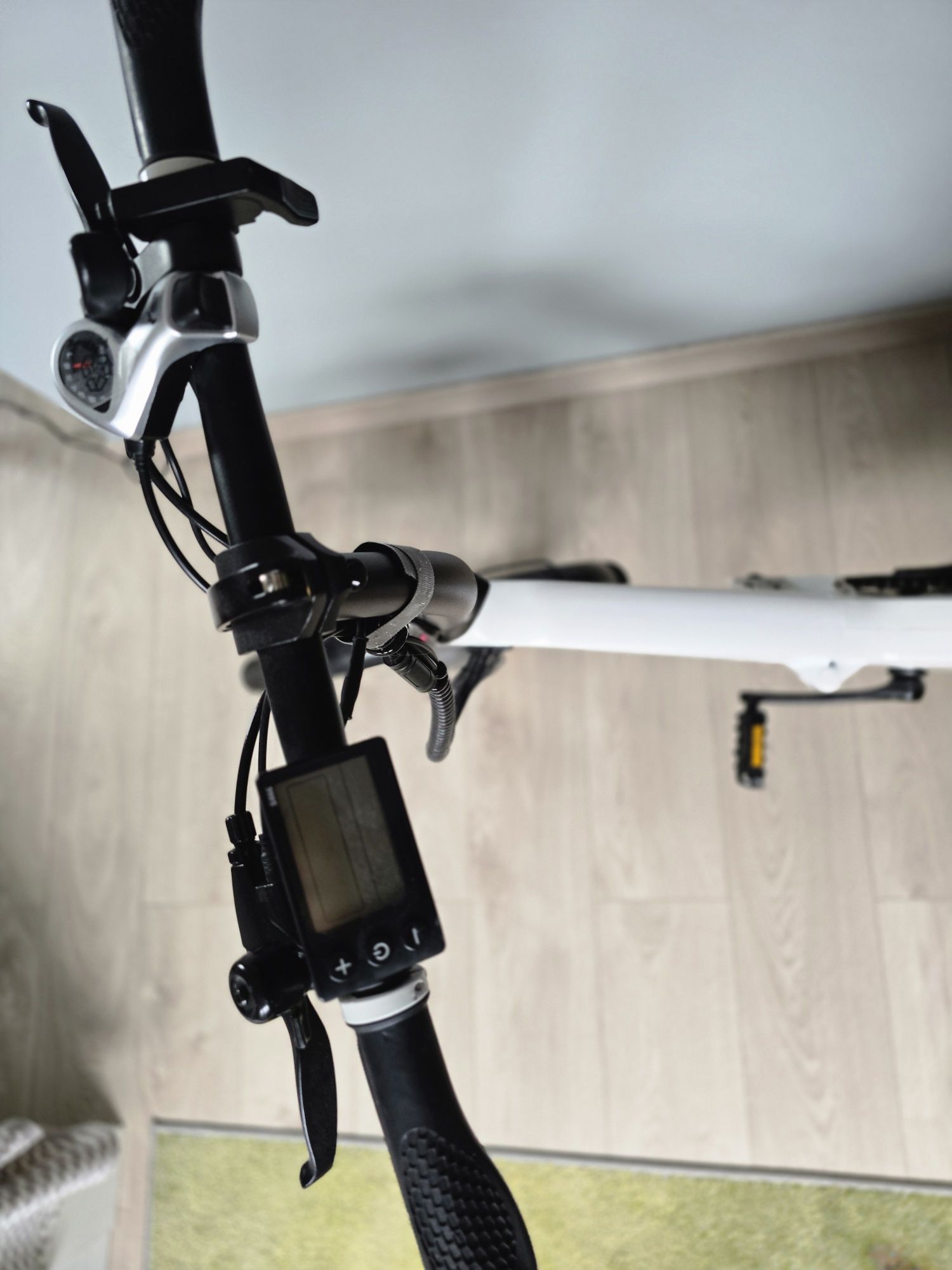Rower elektryczny składak