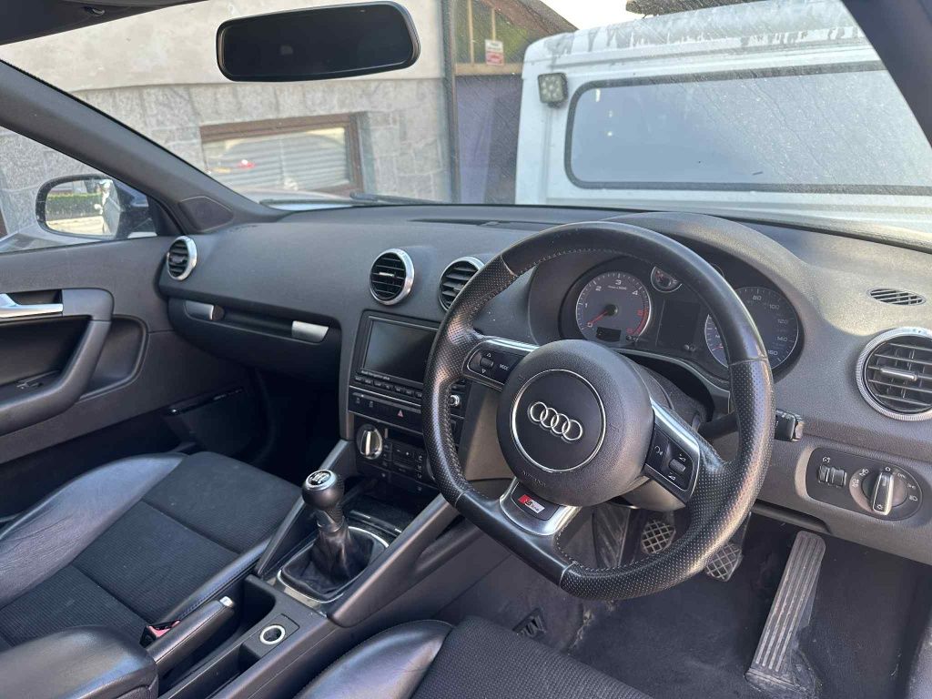 Audi A3 8p lift S-line 08-12r LZ9Y Zderzak Maska Błotnik Lampa XENON