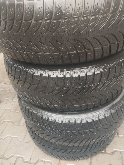 Opony zimowe 17 Dębica