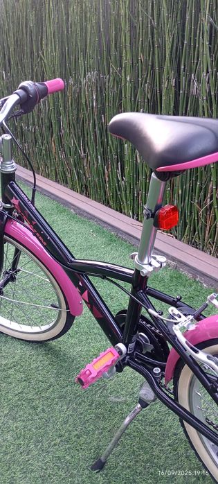 Bicicleta de Criança praticamente NOVA