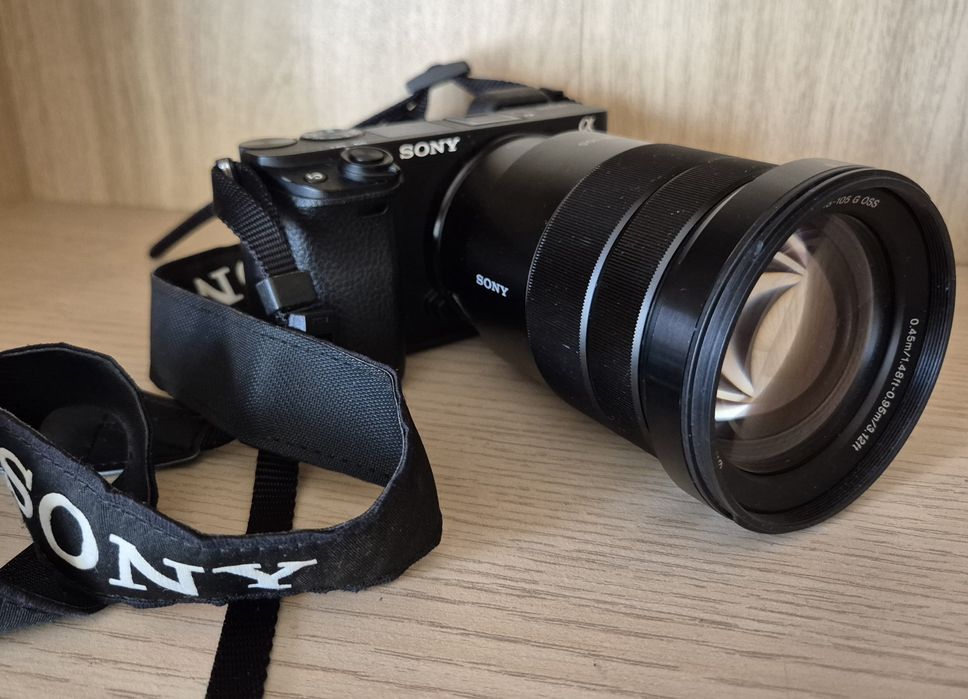 Aparat Sony a6300 + Obiektyw Sony 18-105/4