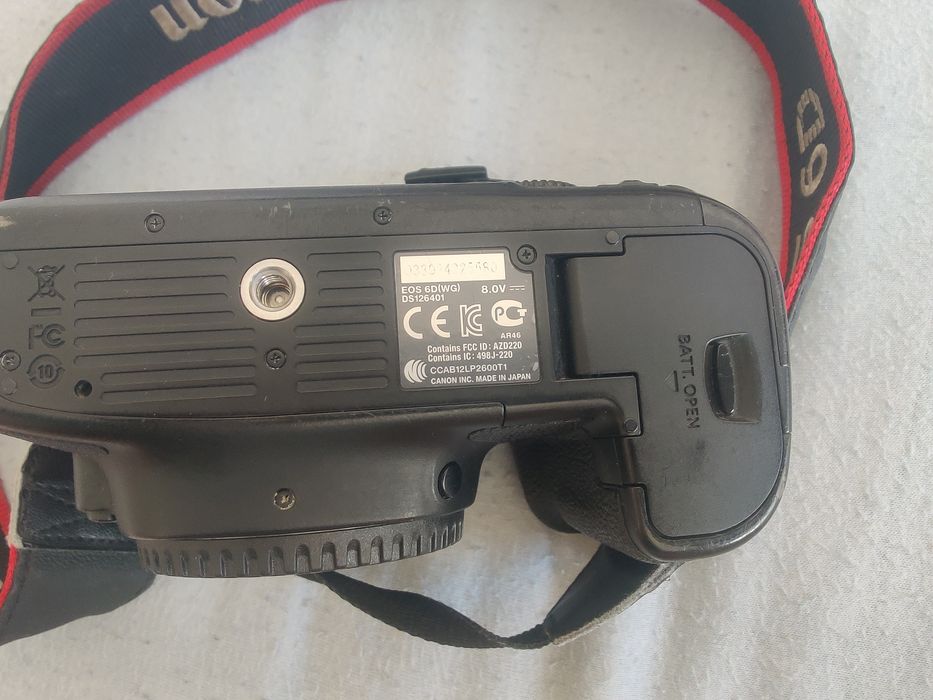 Продам Canon EOS 6D WiFi