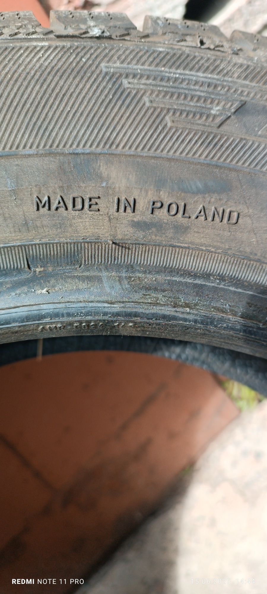Зимние шины 185 65 15 DEBICA