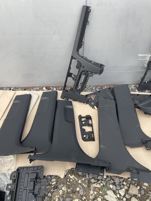 Пластік,пластіки салону кіа ніро2