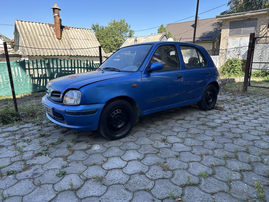 Nissan mikra k11