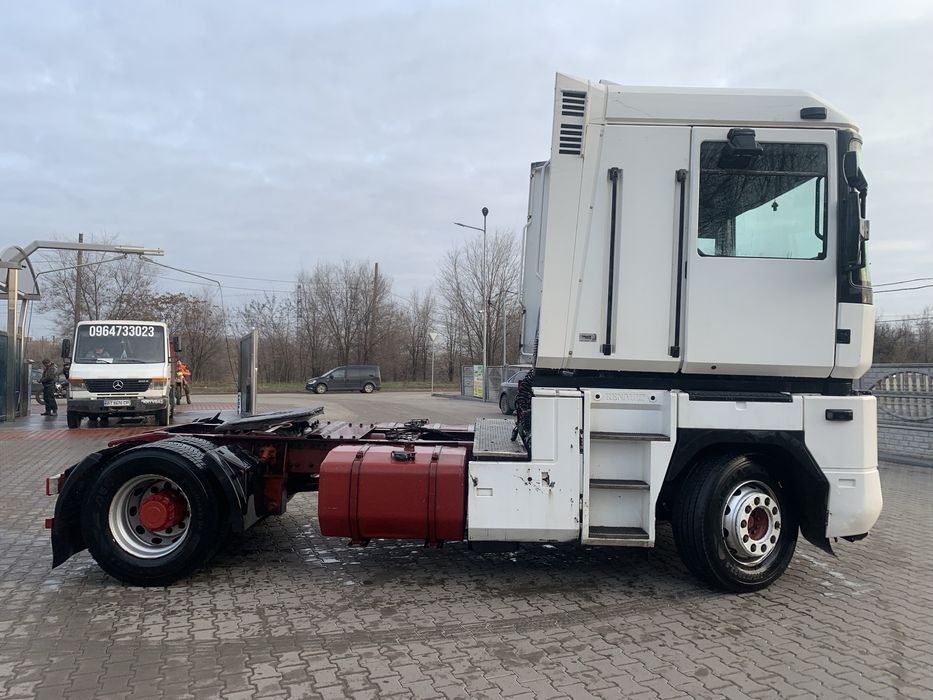 Рено магнум тягач