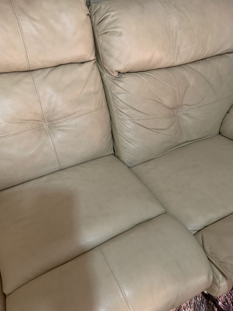 Sofa relex com apoio de pes