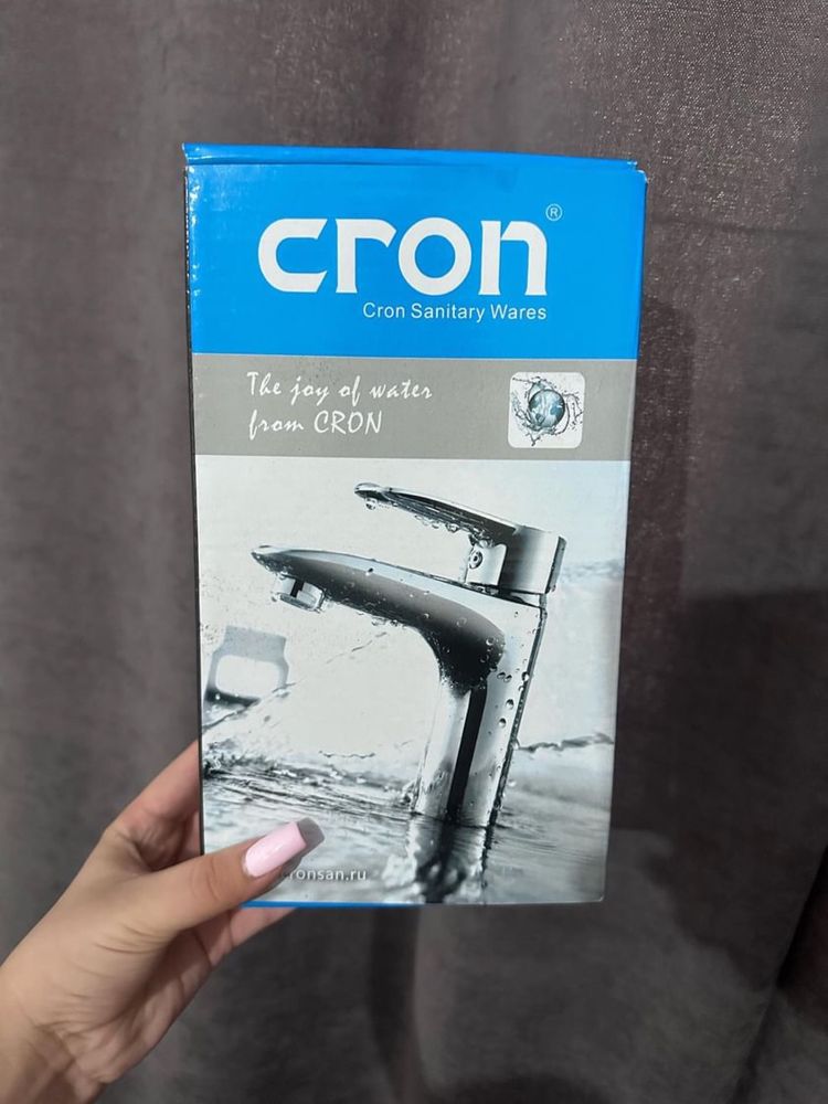 Продам смеситель CRON