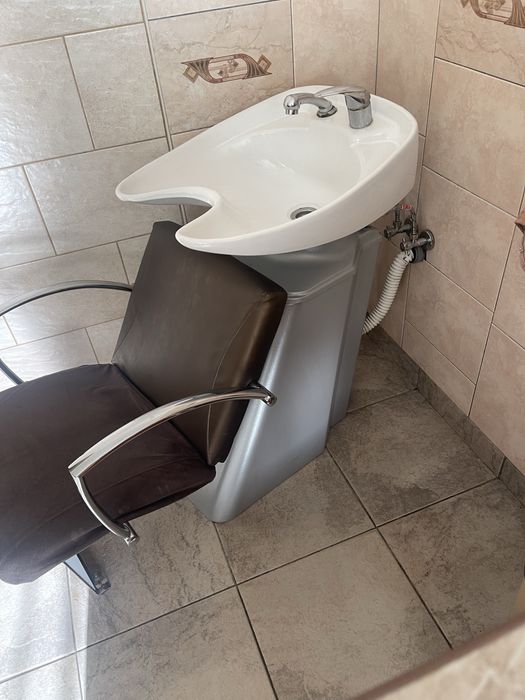 Перукарська мийка