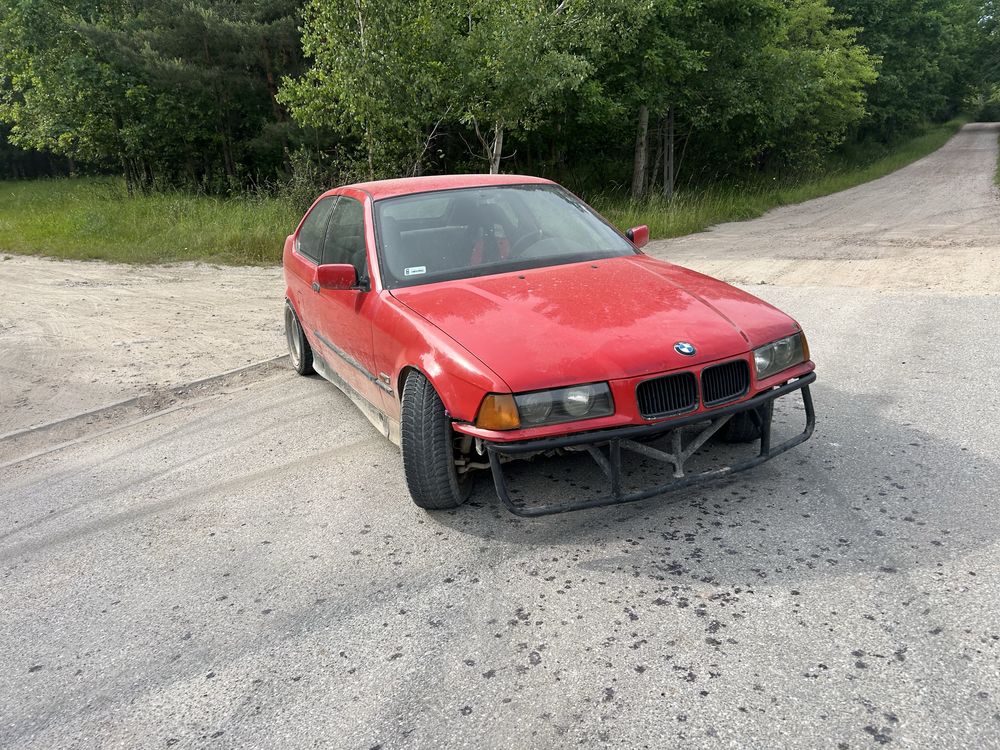 BMW E36 1.8is 140KM M42B18 Gruz/Drift Skret Kubeł