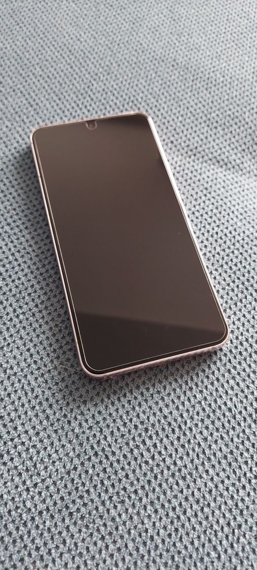 Samsung  Galaxy S22 stan idealny