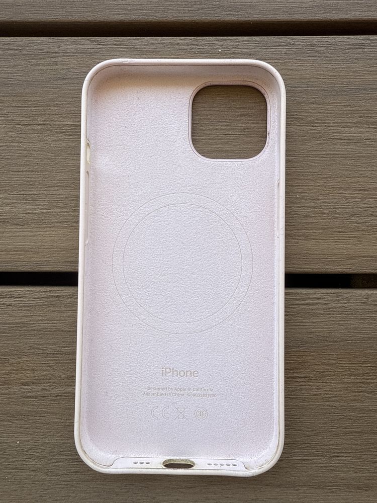 2 Capas iphone 13 transparente e rosa areia