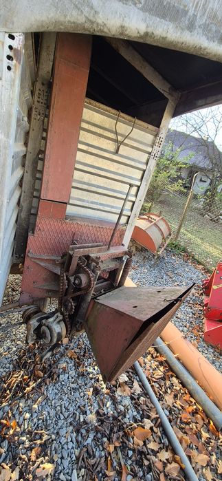 Rębak rozdrabniacz do gałęzi