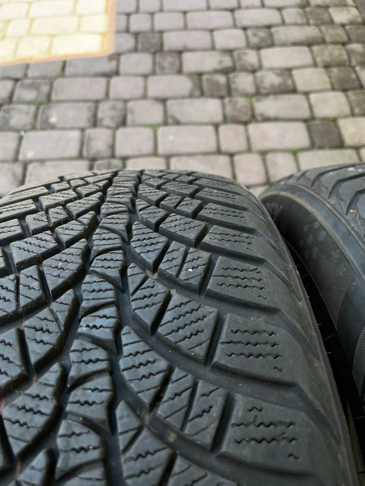 Opony Kumho WinterCraft  WP71  215/55/17 98V XL ROK 2021  7mm