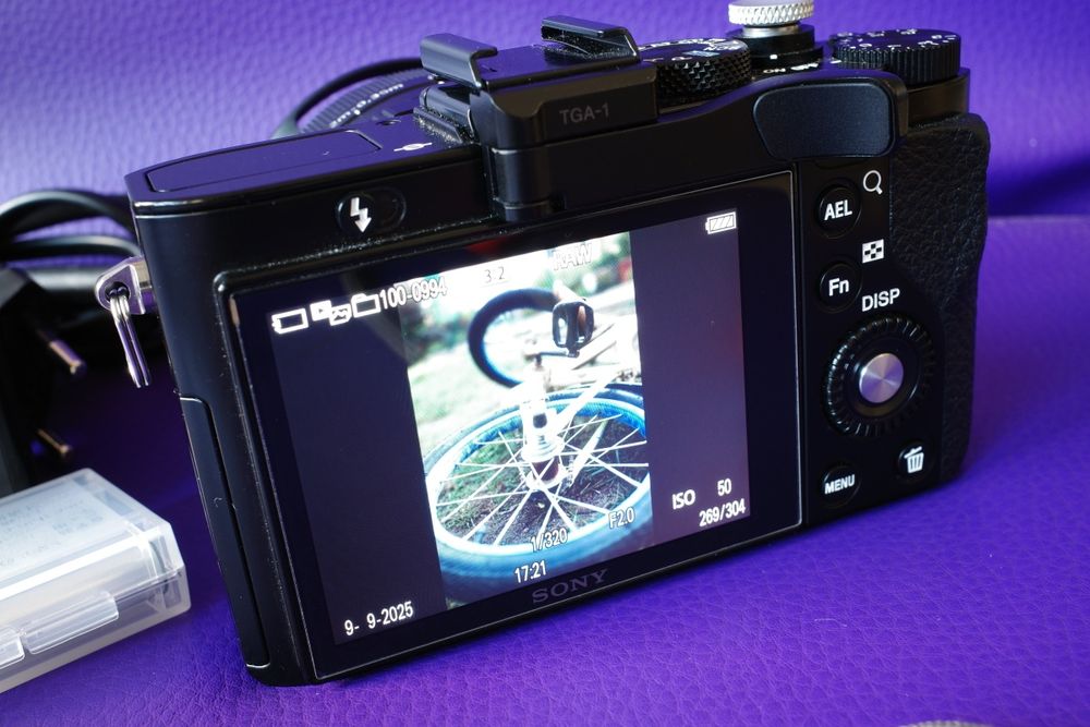 Sony RX1. 35 F2, pełna klatka. (FF).Mała wada.Zeiss Sonnar. DSC-RX1.