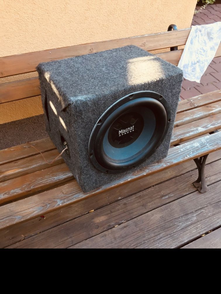 Magnat xpress subwoofer+wzmacniacz 
Magnat xpress subwoofer
M