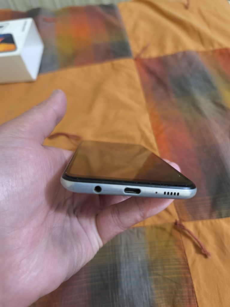 Samsung a30 32/3