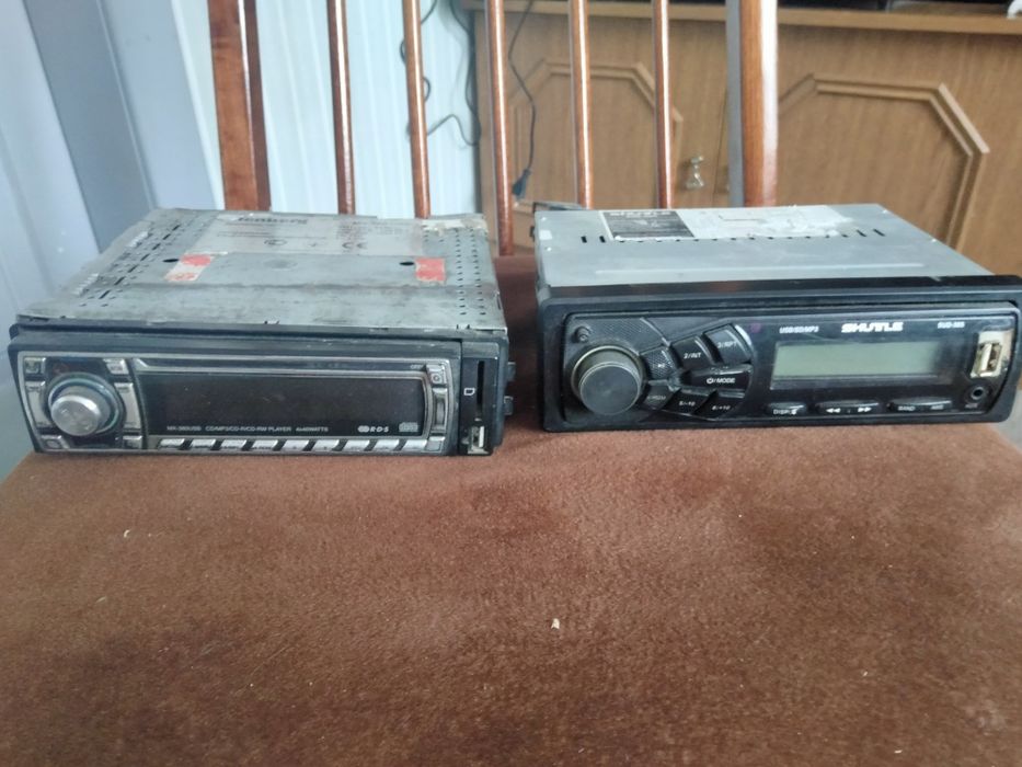 Діапроектор та магнітоли