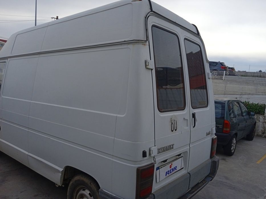 Renault  trafic 2.5