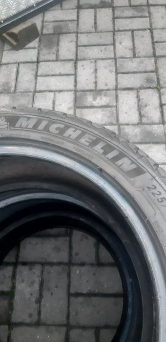 Продам колеса 225 45 R 18  Michelin Pilot Alpin 5 4шт зима