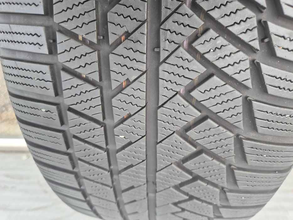 1x OPONA ZIMOWA 285/45/21 Continental Wint.Cont. 850P 113V XL 7MM