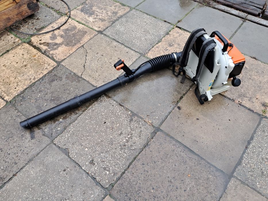 Dmuchawa plecakowa do liści stihl br400 3.5KM ładny stan br 400 420
