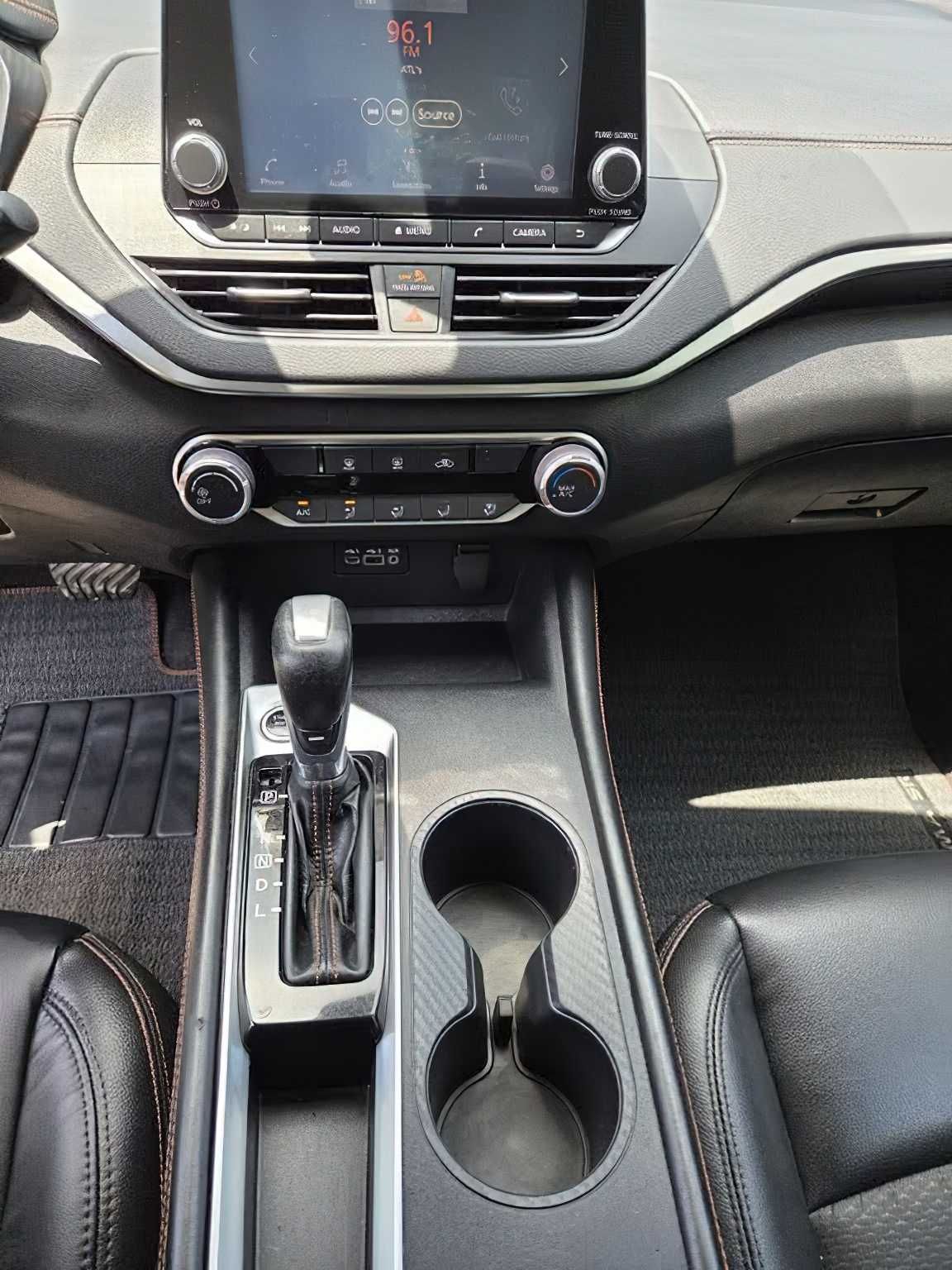 Nissan Altima 2021