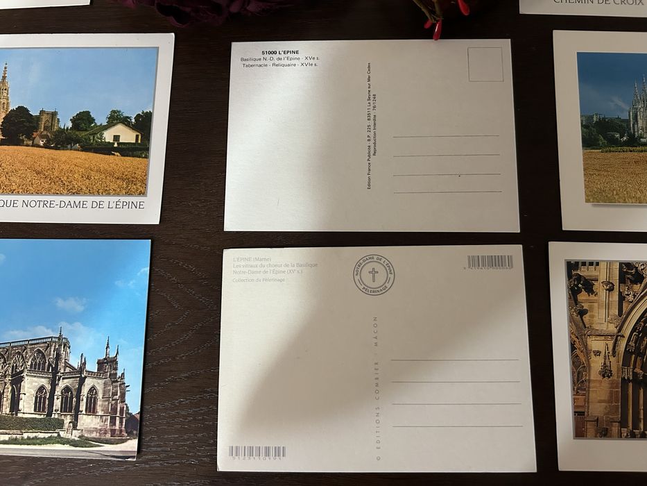 Unikat Bazylika de L'epine Notre Dame zestaw 14 pocztówek