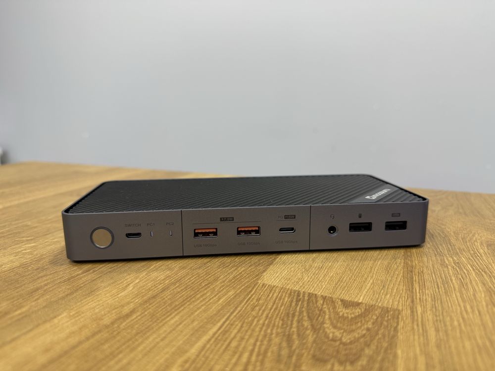KVM e Docking Station 2 Monitores