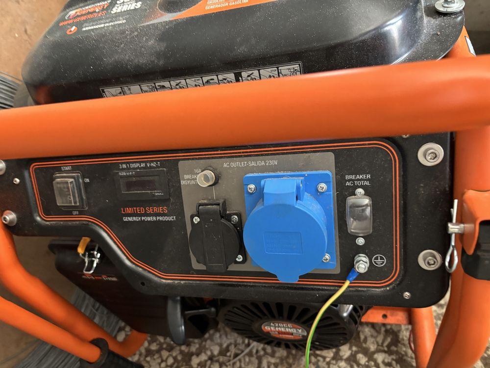 Gerador 6500W a gasolina Com bateria para start.