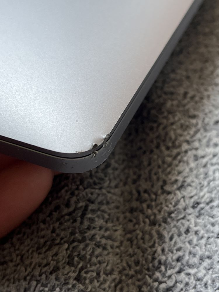 MacBook Pro 13” M1 8/256