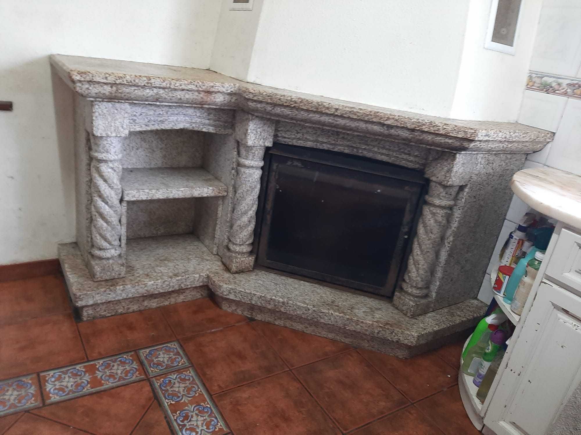 Vendo Fogão de Sala em Mármore