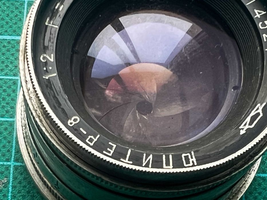 Lente russa/soviética Jupiter-8 50mm f/2 "p vermelho" - Bom estado