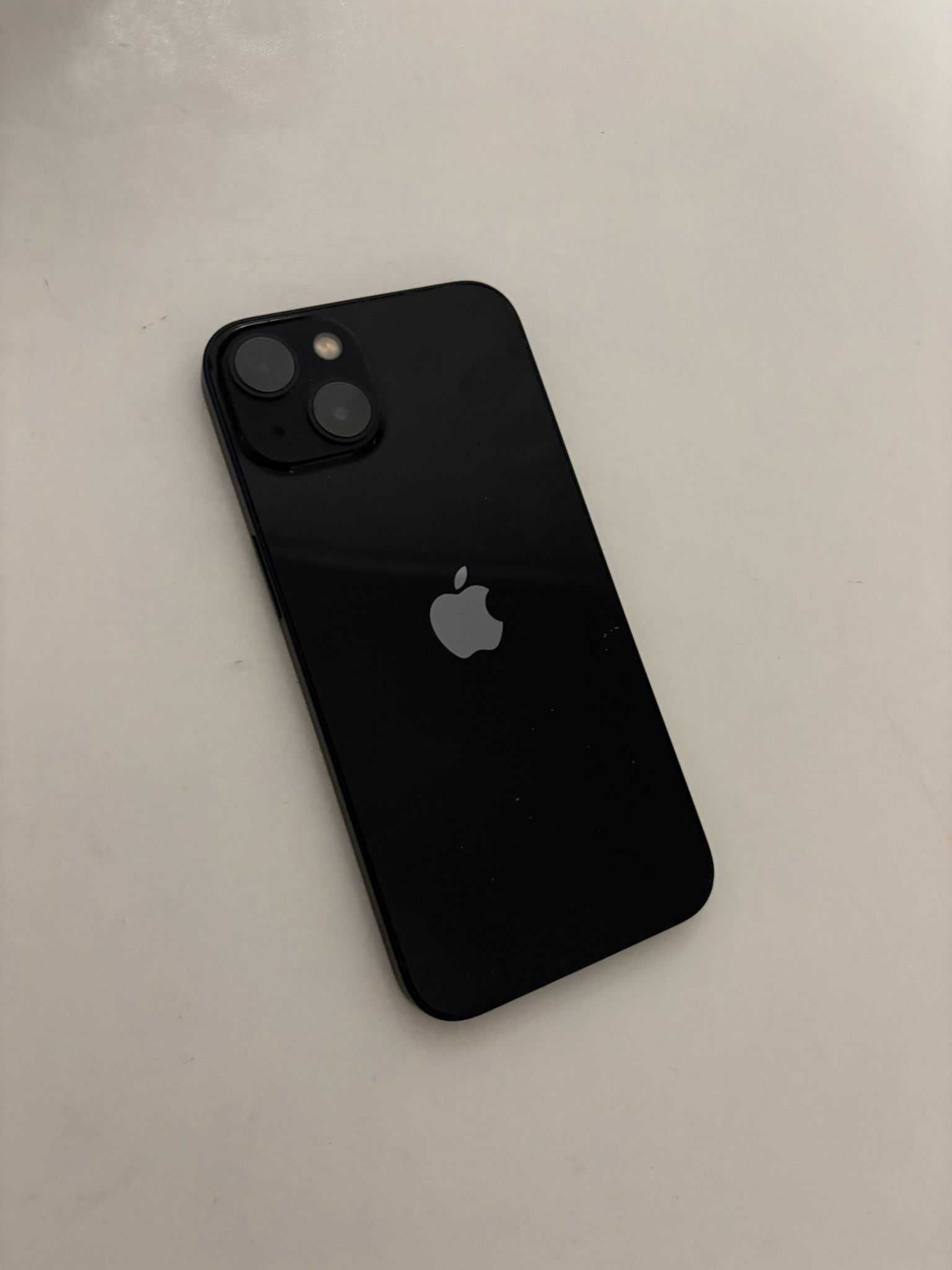 iPhone 13 128GB Preto - Como Novo